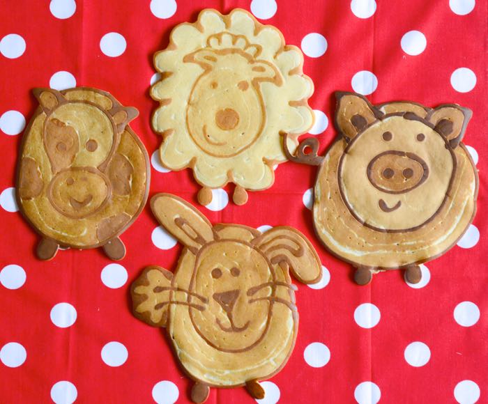 How to make farmyard animal pancakes