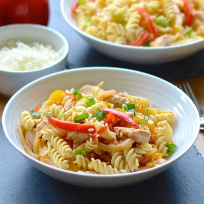 My delicious creamy cajun chicken pasta recipe. Perfect for dinner in a hurry and as pasta salad for lunch the next day too!