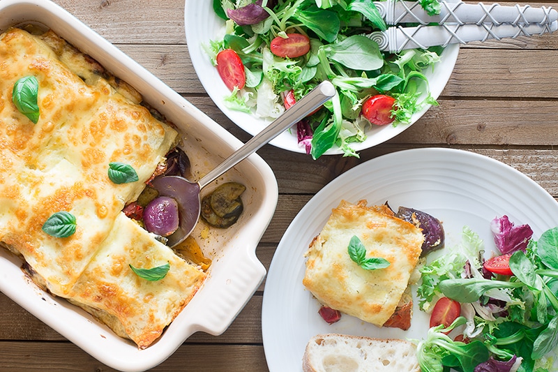 Think you don't have time to cook? This delicious Mediterranean vegetable lasagne is really simply to make and is ready for the oven in just 3 minutes.