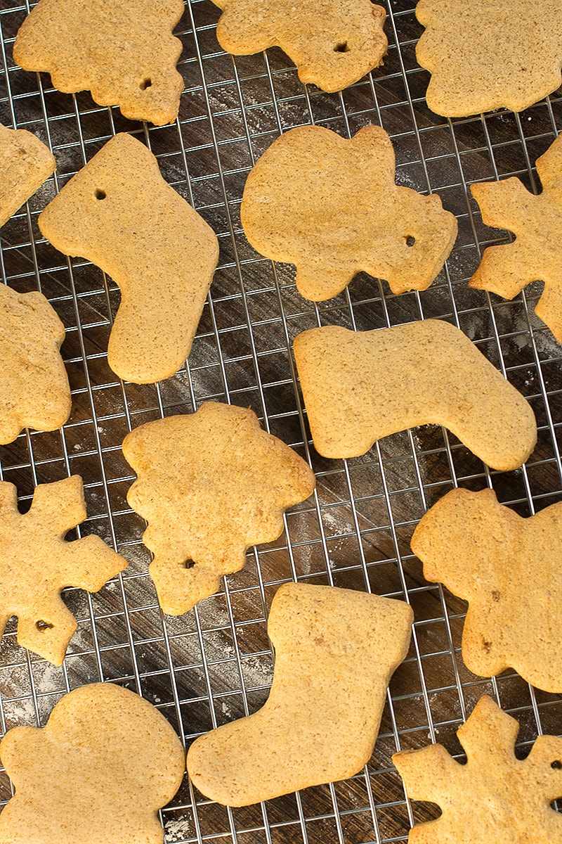 My recipe for perfect gingerbread biscuits that are delicious, easy to make and hold their shape brilliantly. Perfect for gingerbread men, houses and tree decorations.