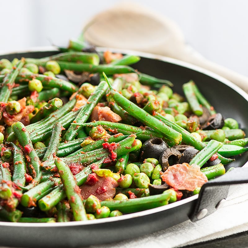 Green beans in a pan