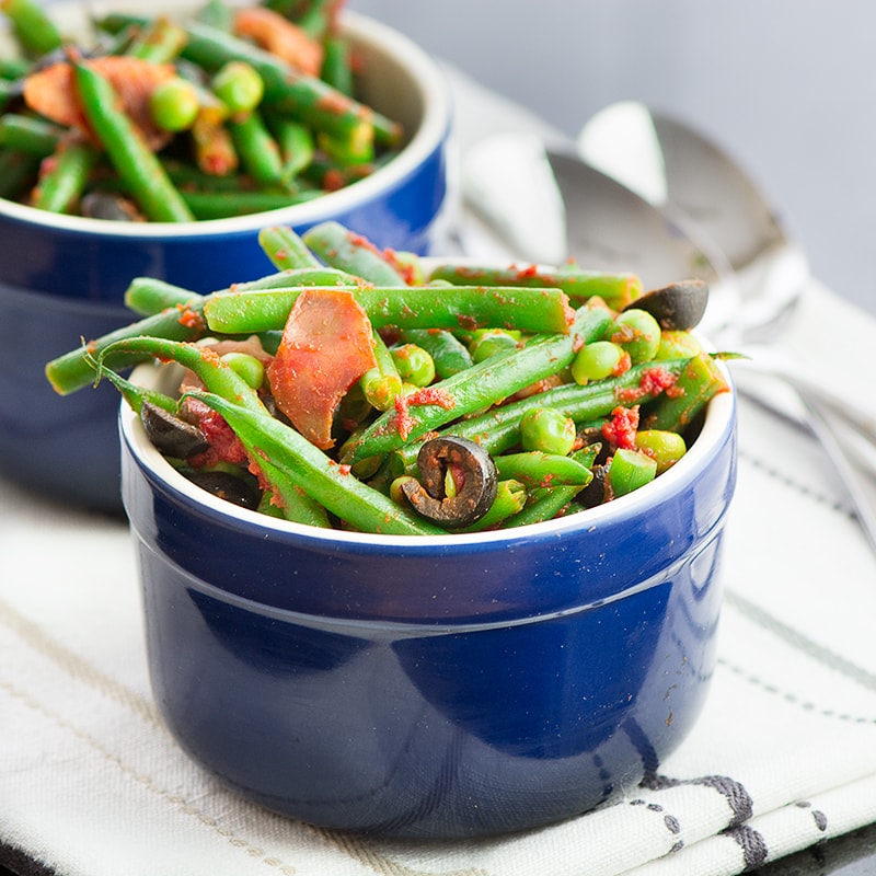 Green beans in a bowl