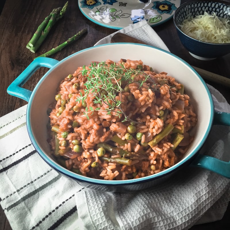 Baked chorizo and asparagus risotto - a delicious, rich risotto, quick and easy to make, and ready for the oven in under 10 minutes. Under 600 calories and 2 of your 5-a-day.
