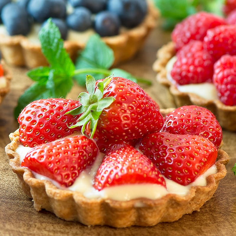 Strawberry-and-Custard-Tarts-11b