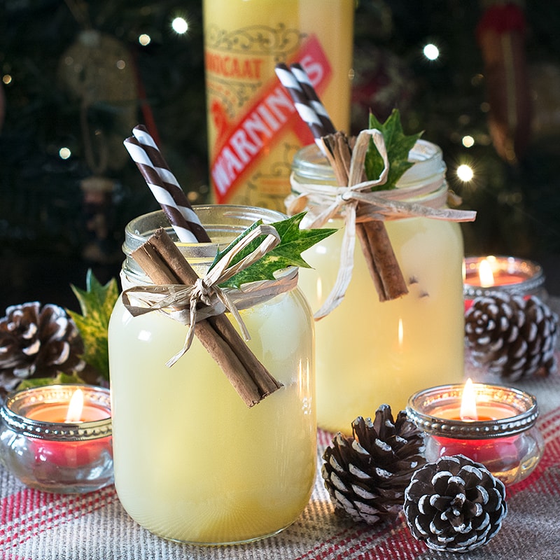 How to make a traditional snowball cocktail with Advocaat, lime juice and lemonade. The perfect drink for getting into the festive spirit this Christmas.