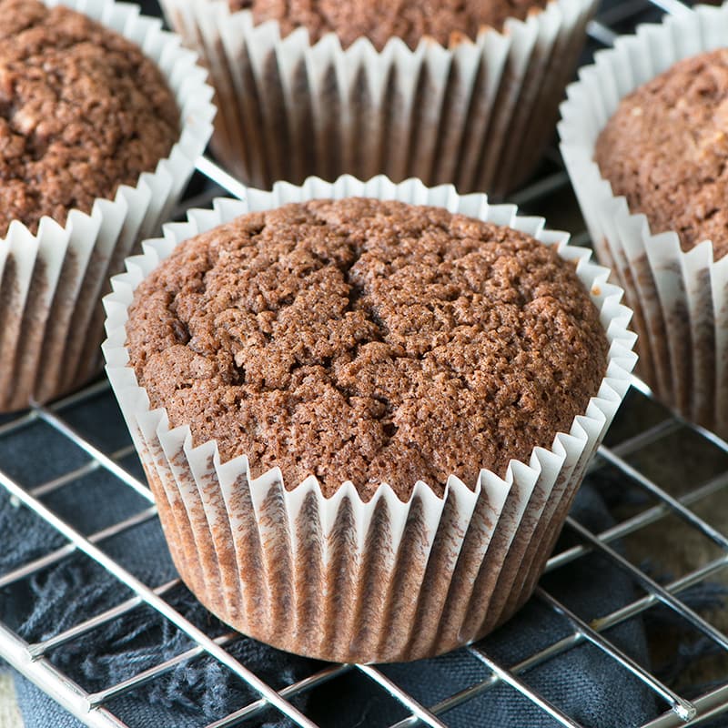 These chocolate cupcakes are easy to make and taste delicious. They get their extra chocolate-y flavour from both cocoa powder and grated milk chocolate. Perfect topped with smooth chocolate buttercream.