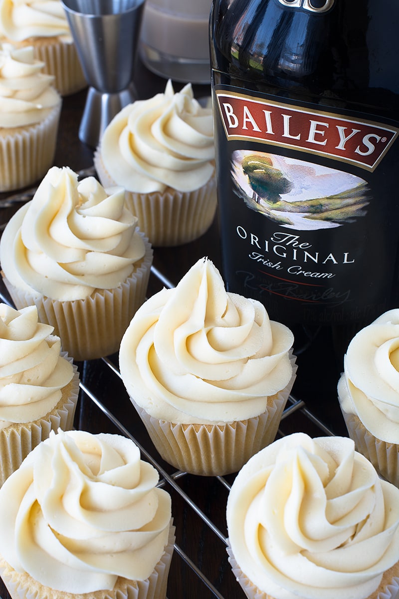 I can now top my cakes with my favourite drink with this delicious, smooth Baileys buttercream!