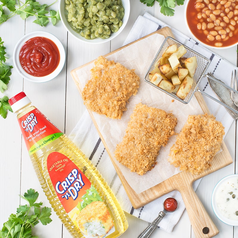 Delicious cod in a crispy lemon coating with soft, yet crunchy chips all made in one tray. The perfect way to celebrate the RNLI fish supper.