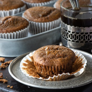 These delicious sticky gingerbread cupcakes are made with ground ginger, chopped stem ginger and brushed with ginger syrup so they're packed full of flavour and perfectly moist. The ideal treat for any gingerbread lovers.