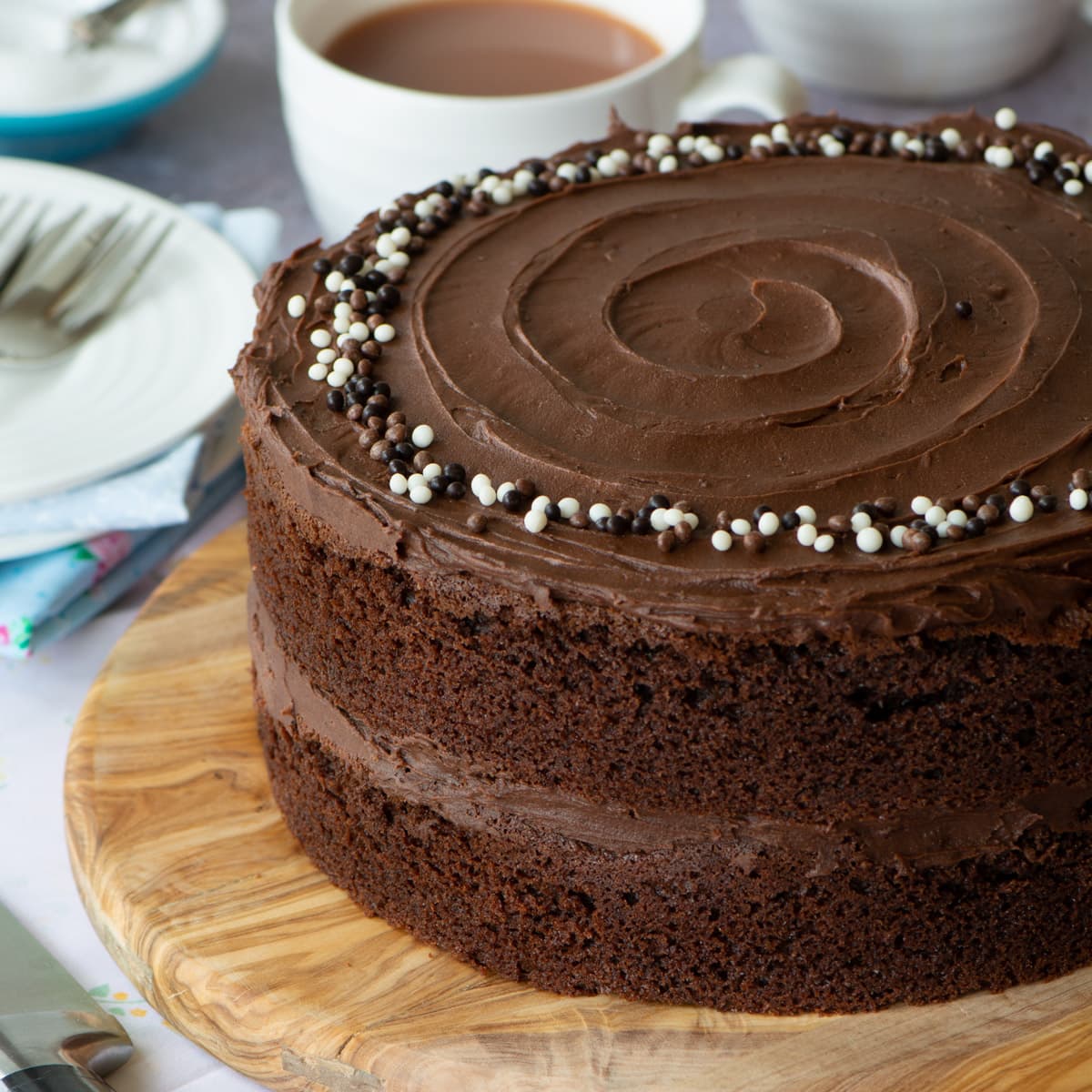 An easy chocolate cake that's moist, delicious and packed full of chocolate.