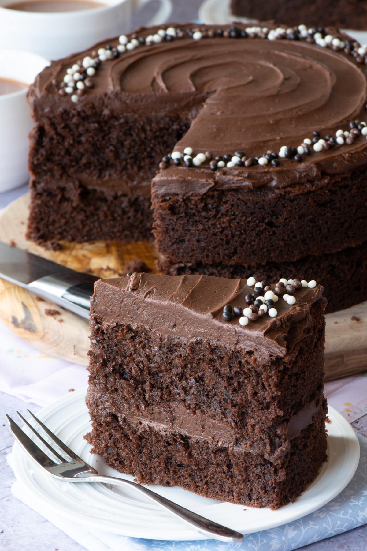 An easy chocolate cake that's moist, delicious and packed full of chocolate.  It can be made in any size of round, square or rectangular tin so you can use whatever tins you have in the cupboard, and can feed a few or a whole crowd.
