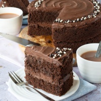 An easy chocolate cake that's moist, delicious and packed full of chocolate. It can be made in any size of round, square or rectangular tin so you can use whatever tins you have in the cupboard, and can feed a few or a whole crowd.
