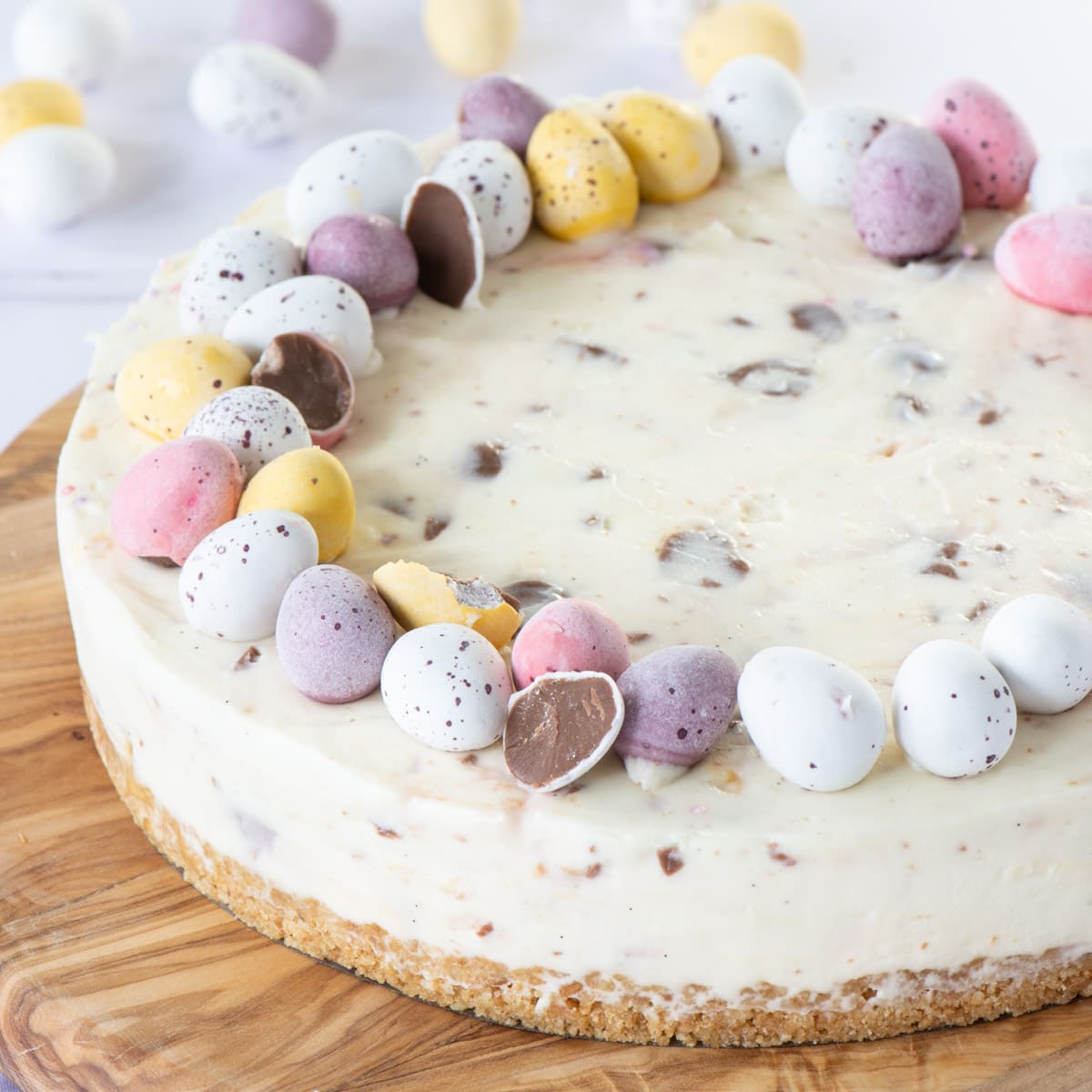 White Chocolate Mini Egg Cheesecake No Bake Charlotte S Lively Kitchen