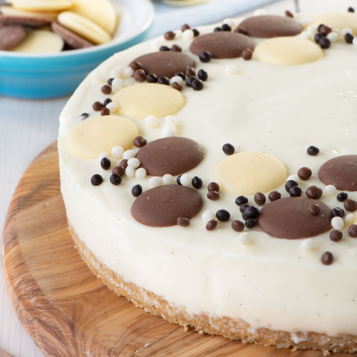 Baked white deals chocolate cheesecake